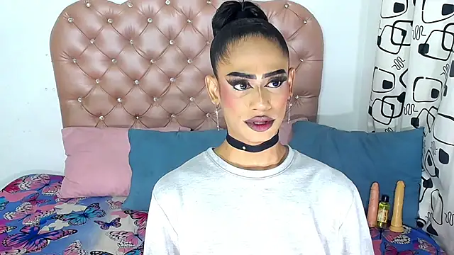 Snapshot of Aslhy_Goddessx chatting on March 6, 2025, 1:05 am Aslhy Goddessx online show from March 6, 2025, 1:05 am