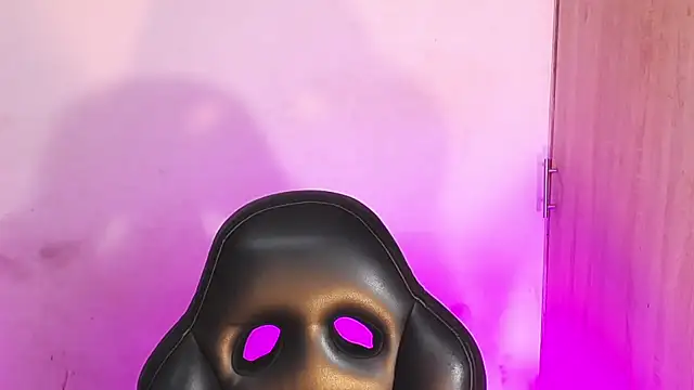 Snapshot of Aslhy_Goddessx chatting on October 25, 2025, 11:21 pm Aslhy Goddessx online show from October 25, 2025, 11:21 pm