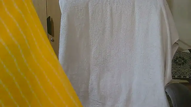 Cute Ruhi99 online show from September 25, 2025, 6:39 am