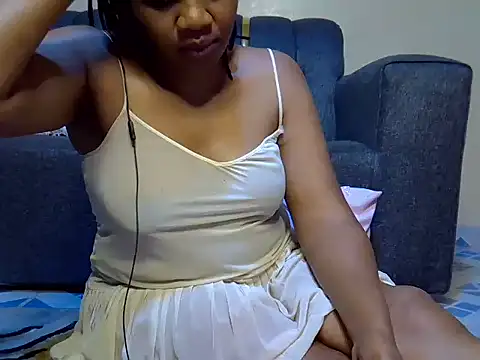 Sexy Kezzy online show from May 28, 2026, 6:16 pm