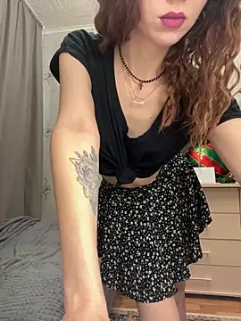 Magdalene Janette online show from January 3, 2025, 8:00 am