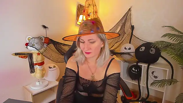 Snapshot of AriFleow chatting on October 29, 2025, 12:07 pm AriFleow online show from October 29, 2025, 12:07 pm