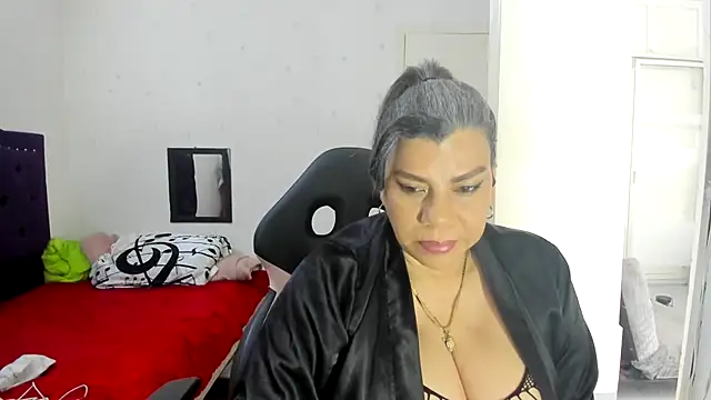 vikyadams online show from September 22, 2025, 2:30 pm