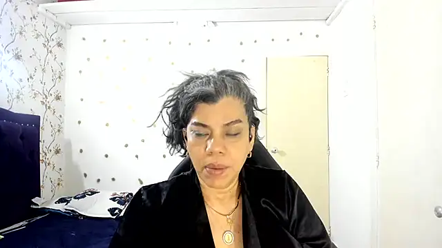 Snapshot of vikyadams chatting on June 25, 2026, 5:45 am vikyadams online show from June 25, 2026, 5:45 am