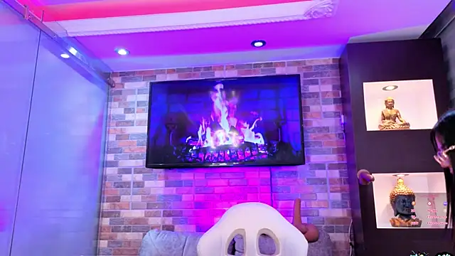 Snapshot of Violet_spencer chatting on February 13, 2026, 3:02 am Violet spencer online show from February 13, 2026, 3:02 am