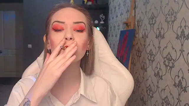 Snapshot of FascinatingEyess chatting on July 24, 2026, 7:12 pm FascinatingEyess online show from July 24, 2026, 7:12 pm