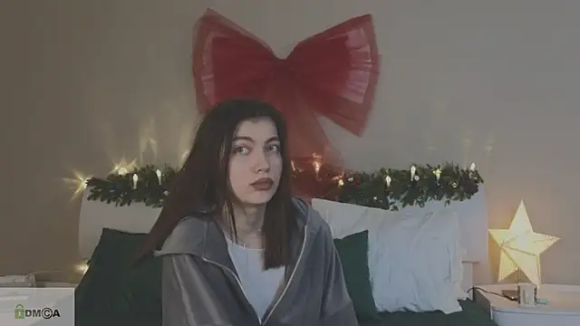 katty  cat online show from December 26, 2024, 12:59 pm