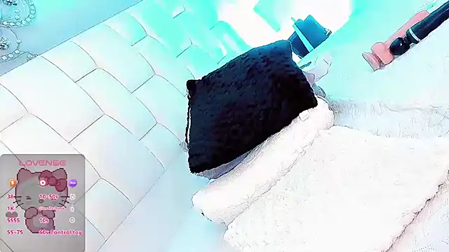 Sofi hdz online show from March 13, 2025, 11:49 pm