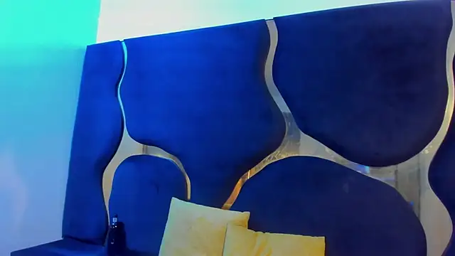 Snapshot of Ivanna18_x chatting on October 30, 2025, 3:41 am Ivanna18 x online show from October 30, 2025, 3:41 am