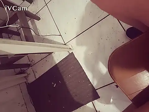 Comandante1000 online show from September 28, 2025, 6:52 am