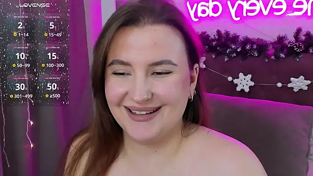 Snapshot of FeralPeach chatting on January 4, 2025, 7:34 am FeralPeach online show from January 4, 2025, 7:34 am