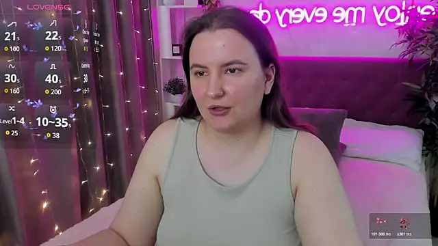 FeralPeach online show from April 26, 2026, 6:55 am