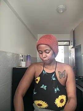 Rose berry online show from January 15, 2025, 12:25 pm