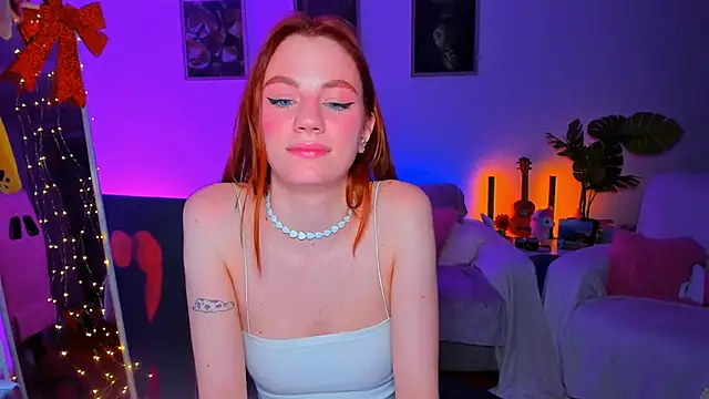 Snapshot of Alyssa_Smitt chatting on March 6, 2025, 11:42 pm Alyssa Smitt online show from March 6, 2025, 11:42 pm