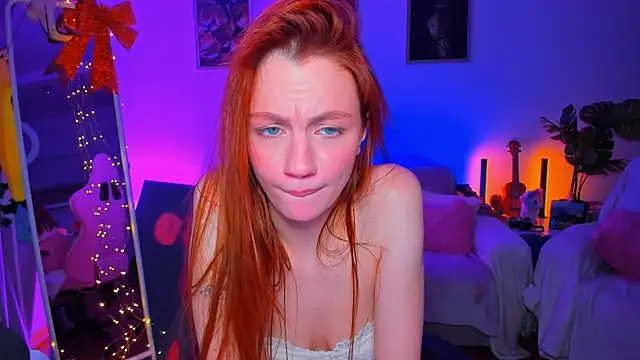 Snapshot of Alyssa_Smitt chatting on March 19, 2025, 3:52 am Alyssa Smitt online show from March 19, 2025, 3:52 am