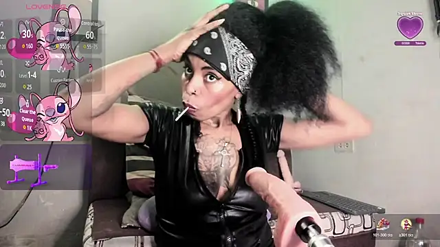 sexy-Bunny online show from December 18, 2025, 10:38 pm