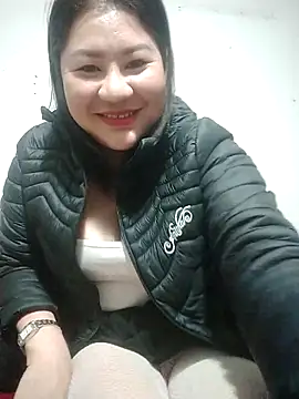 Snapshot of Rose_DiDi chatting on February 12, 2025, 3:18 am Rose DiDi online show from February 12, 2025, 3:18 am