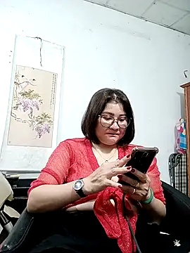Snapshot of Rose_DiDi chatting on May 13, 2026, 4:48 pm Rose DiDi online show from May 13, 2026, 4:48 pm