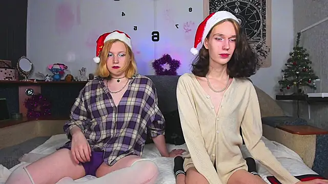 Snapshot of Calvin_and_Kevin chatting on December 30, 2024, 8:54 am Calvin and Kevin online show from December 30, 2024, 8:54 am