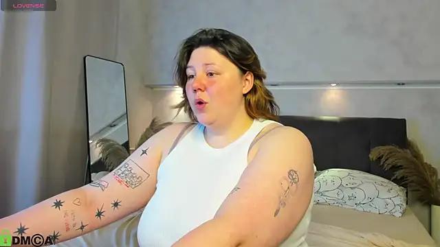 Ruth Oliver online show from July 3, 2026, 1:12 am