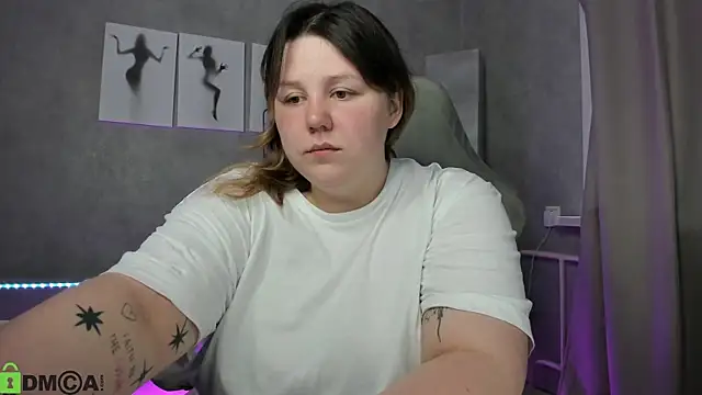 Ruth Oliver online show from July 23, 2026, 1:08 am