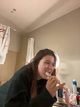 SafeinouterSpace online show from October 17, 2025, 9:39 pm