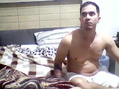 Snapshot of Terry_Bogardd chatting on February 9, 2025, 5:08 am Terry Bogardd online show from February 9, 2025, 5:08 am