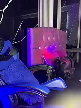 Ady 18 online show from December 3, 2025, 7:45 pm