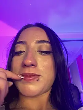 Ady 18 online show from February 16, 2026, 8:27 pm