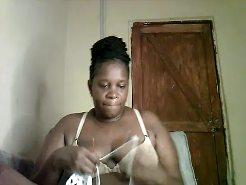 Sexy valentine001 online show from October 10, 2025, 7:35 pm