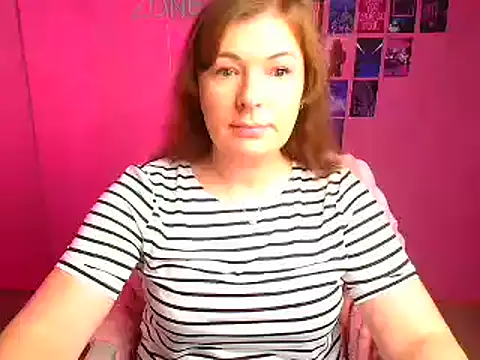 Snapshot of Lissmilf chatting on October 25, 2025, 11:40 am Lissmilf online show from October 25, 2025, 11:40 am