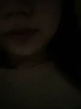 Snapshot of Hotellinh12 chatting on March 19, 2025, 9:28 am Hotellinh12 online show from March 19, 2025, 9:28 am