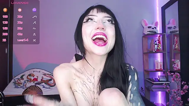 Snapshot of catipetite chatting on January 30, 2025, 8:32 am catipetite online show from January 30, 2025, 8:32 am