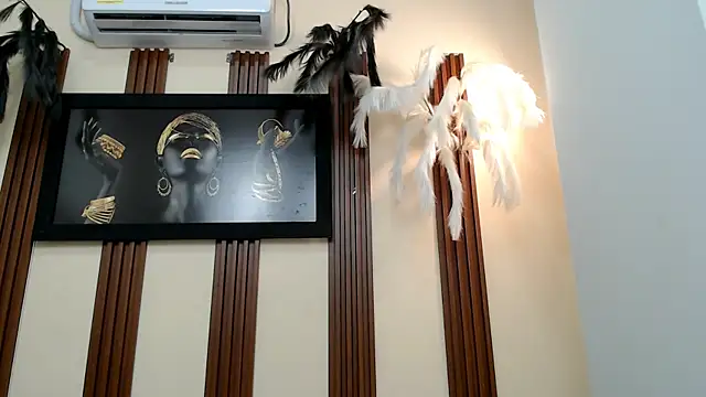 Watagatapitusberry1 online show from February 20, 2025, 12:19 am