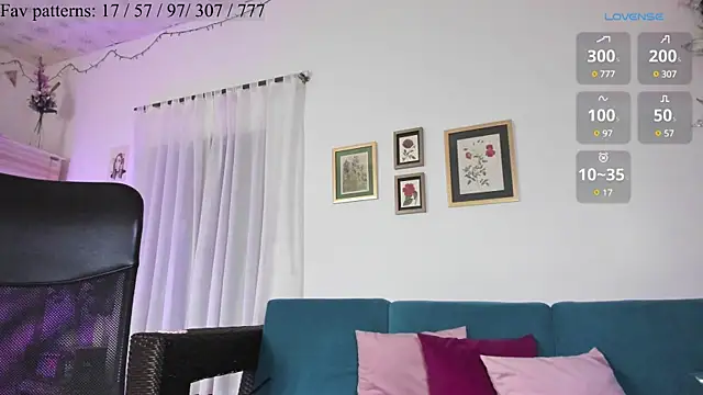 Conlosmichis online show from January 5, 2025, 8:21 pm