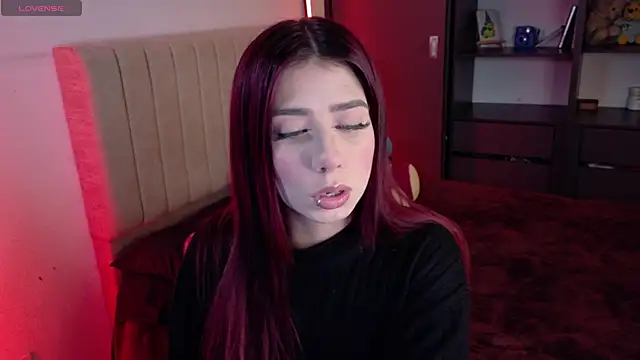 Snapshot of Your_rosalie chatting on June 2, 2026, 4:03 am Your rosalie online show from June 2, 2026, 4:03 am