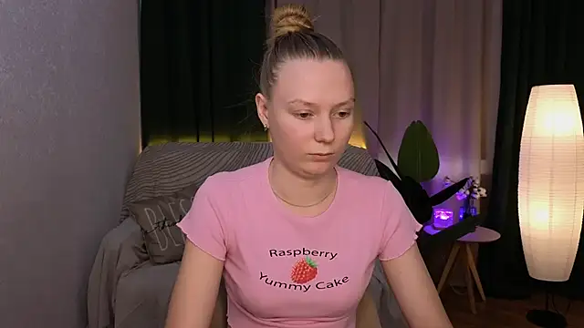 Snapshot of CarolynCohen__ chatting on January 30, 2025, 5:19 am CarolynCohen online show from January 30, 2025, 5:19 am