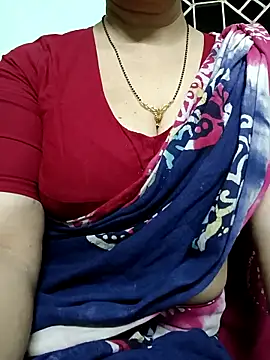 Snapshot of Rosy-B chatting on May 2, 2026, 1:16 pm Rosy-B online show from May 2, 2026, 1:16 pm