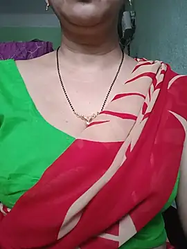 Snapshot of Rosy-B chatting on May 23, 2026, 12:05 am Rosy-B online show from May 23, 2026, 12:05 am