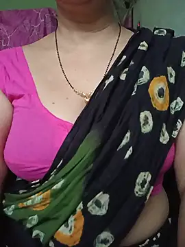 Snapshot of Rosy-B chatting on May 30, 2026, 10:01 am Rosy-B online show from May 30, 2026, 10:01 am