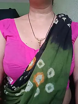 Snapshot of Rosy-B chatting on June 3, 2026, 12:02 am Rosy-B online show from June 3, 2026, 12:02 am