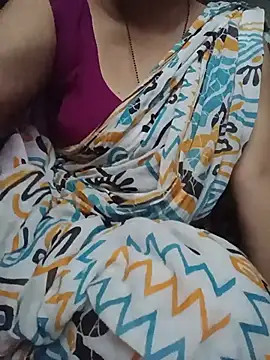 Snapshot of Rosy-B chatting on June 5, 2026, 12:28 am Rosy-B online show from June 5, 2026, 12:28 am