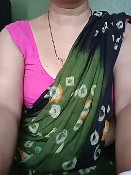 Snapshot of Rosy-B chatting on June 15, 2026, 12:13 am Rosy-B online show from June 15, 2026, 12:13 am