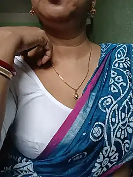 Snapshot of Rosy-B chatting on July 17, 2026, 12:28 am Rosy-B online show from July 17, 2026, 12:28 am