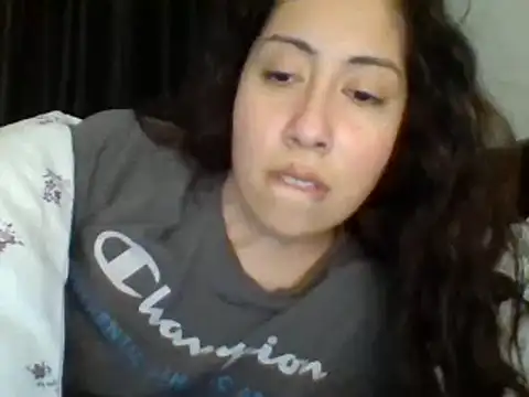 Snapshot of LorenaAnderson chatting on February 7, 2025, 10:29 am LorenaAnderson online show from February 7, 2025, 10:29 am