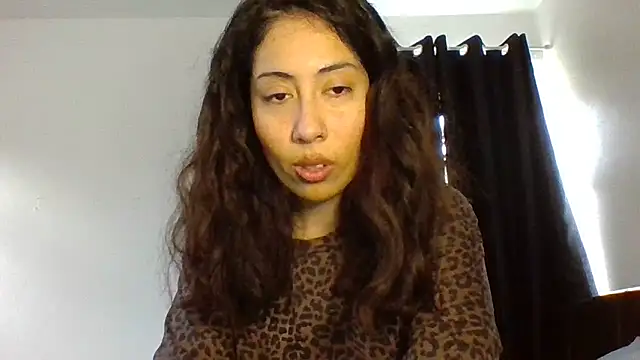 Snapshot of LorenaAnderson chatting on February 21, 2025, 10:39 am LorenaAnderson online show from February 21, 2025, 10:39 am