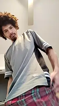 Clearlytothepoint420 online show from October 2, 2025, 6:48 pm