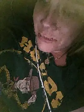 Snapshot of Off_the_Lesh chatting on November 5, 2025, 11:10 am Off the Lesh online show from November 5, 2025, 11:10 am