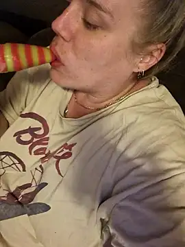 Snapshot of Off_the_Lesh chatting on November 9, 2025, 1:53 pm Off the Lesh online show from November 9, 2025, 1:53 pm