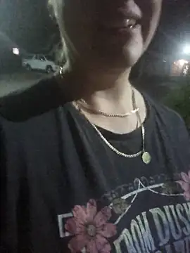 Snapshot of Off_the_Lesh chatting on December 3, 2025, 10:46 am Off the Lesh online show from December 3, 2025, 10:46 am